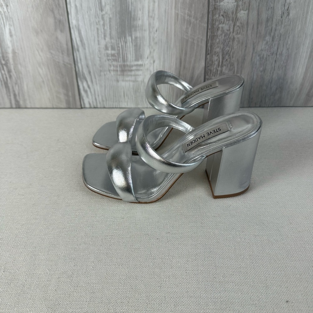 Steve Madden Metallic Silver Jinny Block Heels -7.5